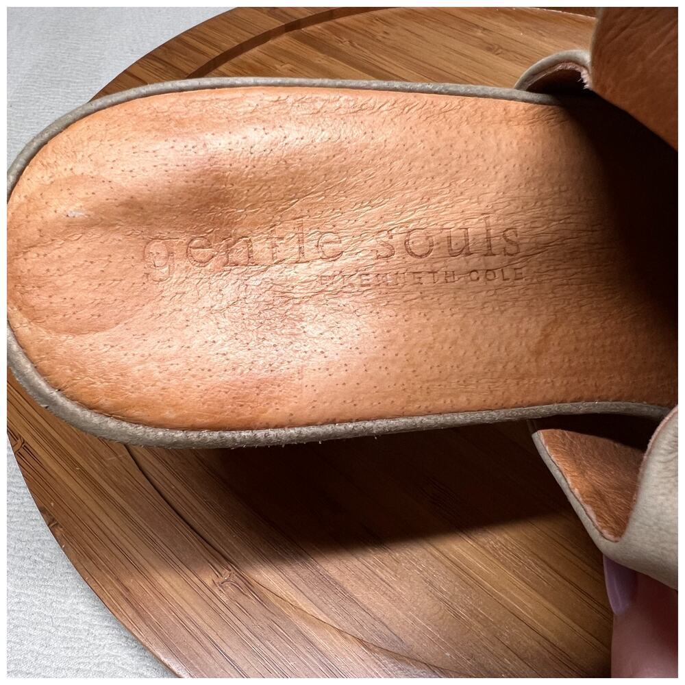 GENTLE SOULS Kenneth Cole Paulina Cross Women 9.5 Cork Heel Platform Wedge READ - Picture 12 of 14